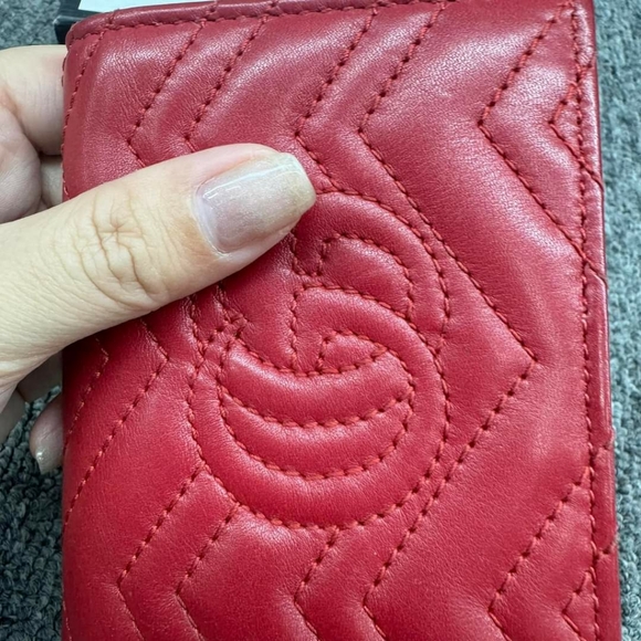 100% Authentic Gucci Leather Wallet 143-120524 - Picture 4 of 13